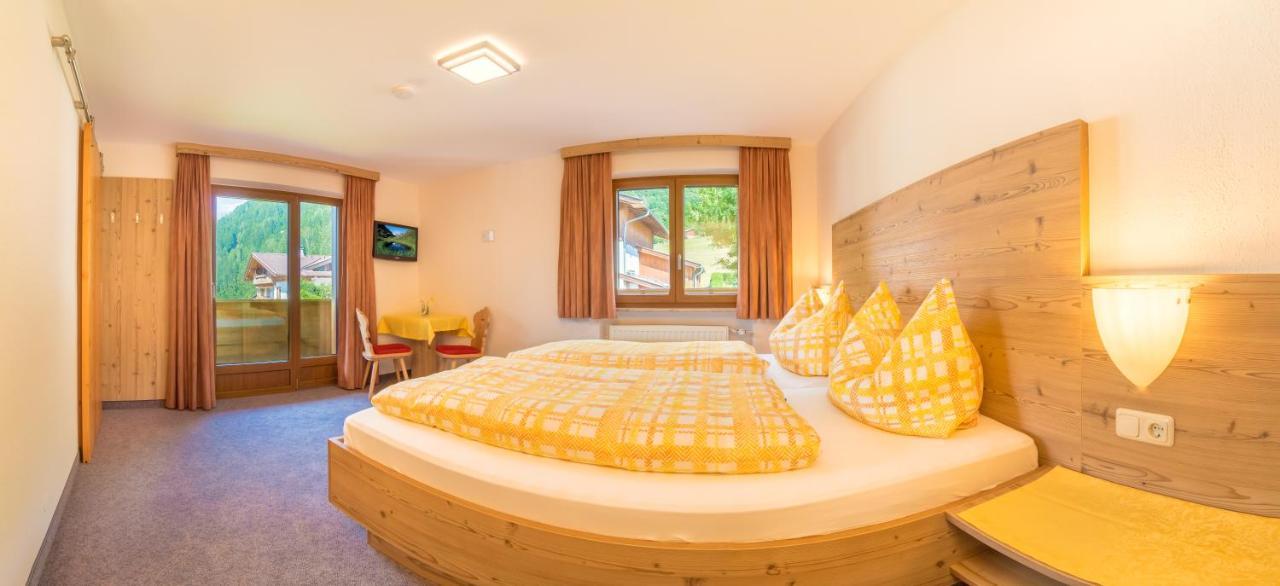 Pension Tina Neustift im Stubaital Ngoại thất bức ảnh