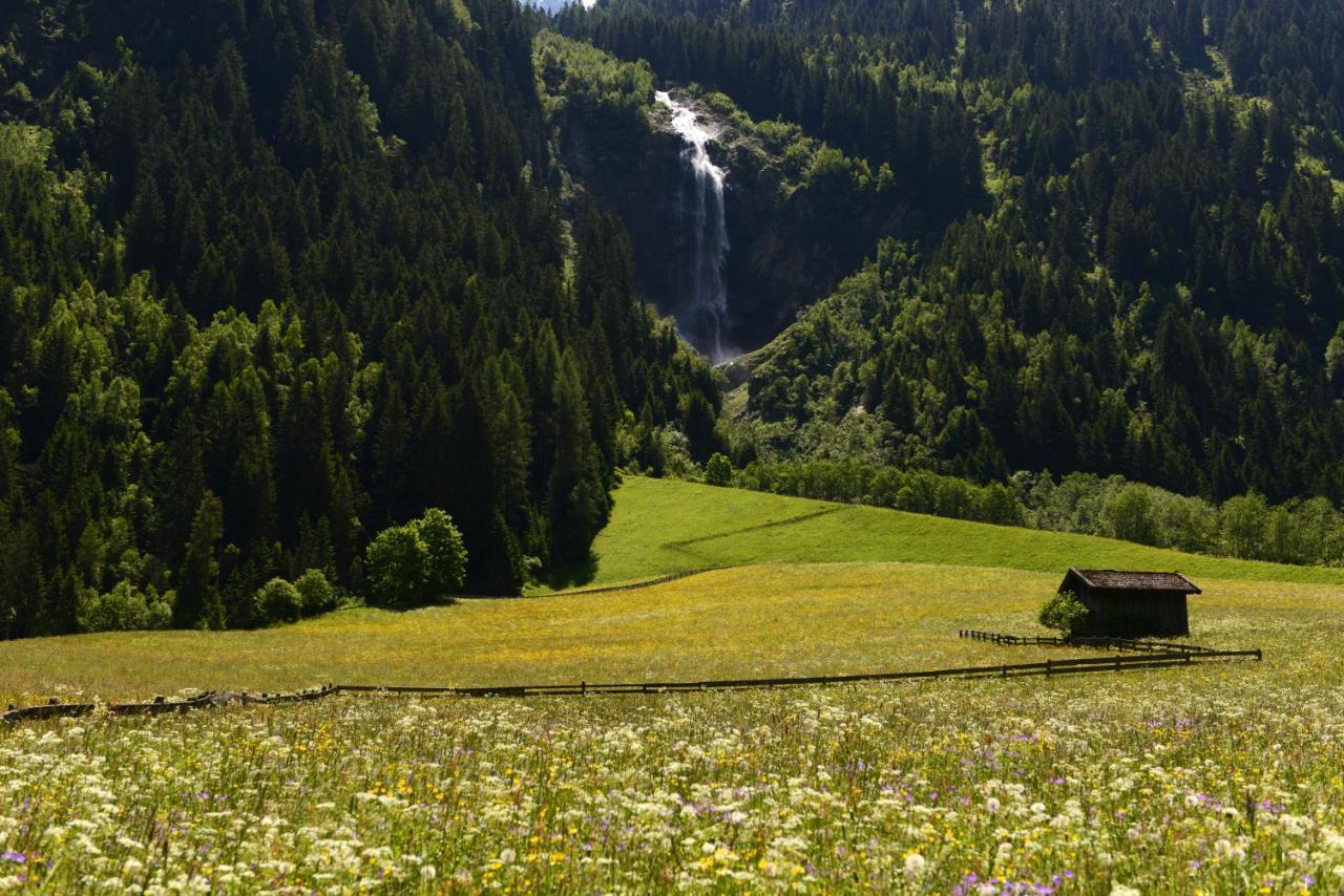 Pension Tina Neustift im Stubaital Ngoại thất bức ảnh