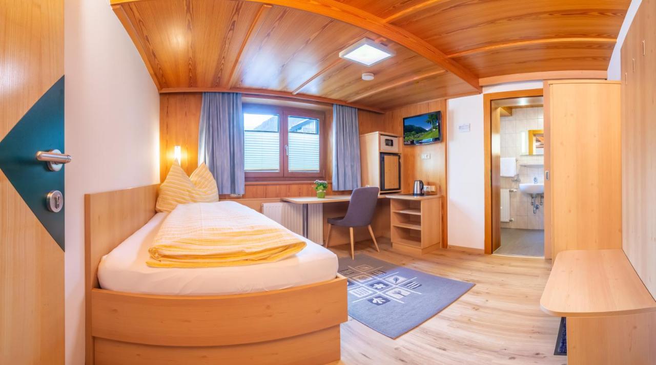 Pension Tina Neustift im Stubaital Ngoại thất bức ảnh